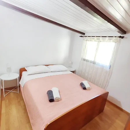 Venier * Ровинь